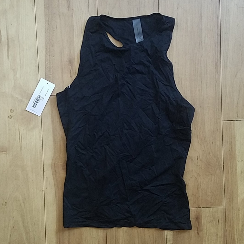 Outdoor voices Minimesh tank